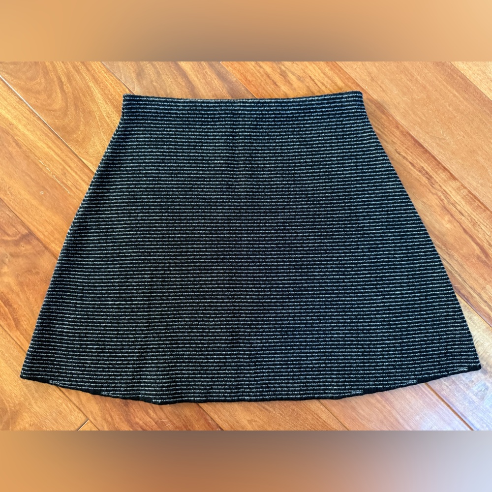 Theory Black and White Wool Skirt